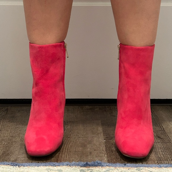 Sam Edelman Hot Pink Suede Fawn Booties - Picture 3 of 9